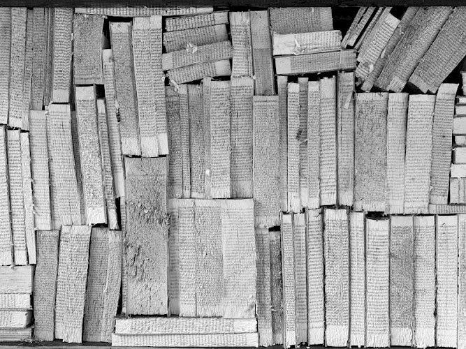 „half book reading“ 2019 Installation